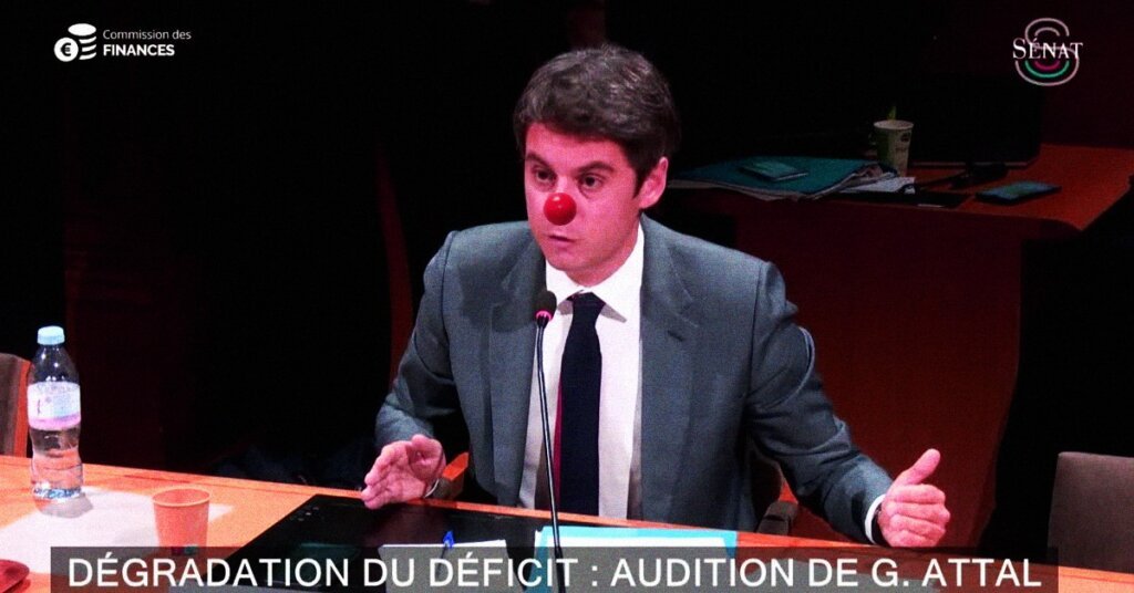 gabriel attal faisant le clown