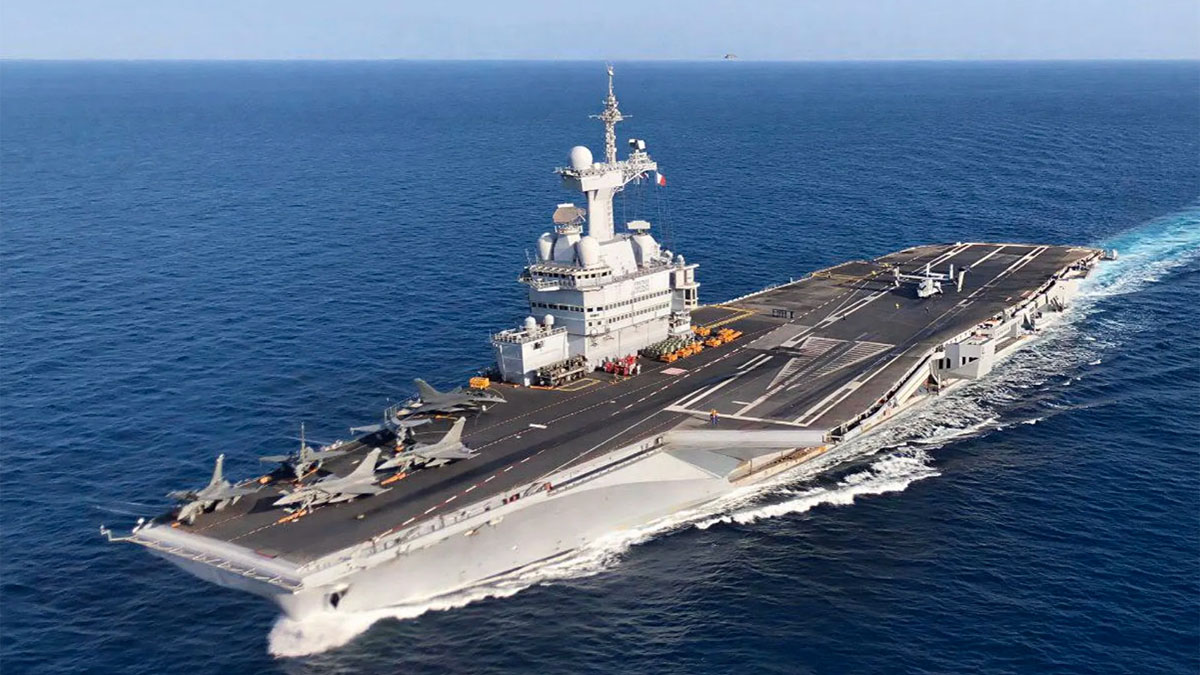 Tous droits réservés By U.S. Marine Corps photo by Maj. Joshua Smith - Cette photo a été publiée par la marine américaine sous le numéro d'identification 190424-M-BP588-1005